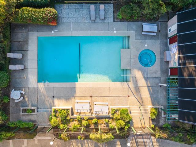 318 Soquel Avenue, Santa Cruz CA: https://media.crmls.org/mediaz/947a9937-23e1-4951-acf9-3e0e1a4e0058.jpg