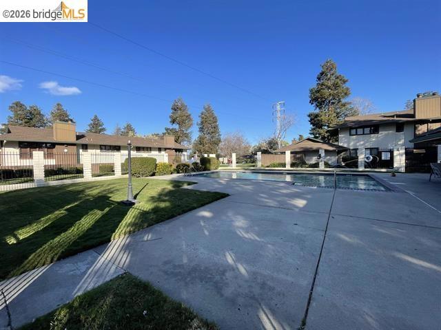 Image 24 of 27 For 2416 Shadow Ln #74