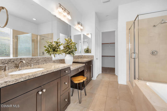 4968 Princess Drive, Agoura Hills CA: https://media.crmls.org/mediaz/947ff913-99dd-4e2a-bd15-e5a18863c36f.jpg