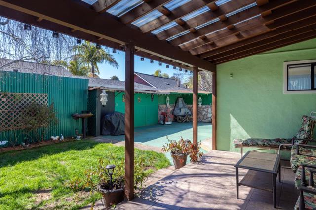 1315 El Dorado Avenue, Santa Cruz CA: https://media.crmls.org/mediaz/9480f118-8321-4813-a06f-0df99395ac0e.jpg