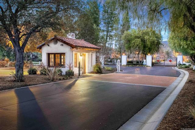 Detail Gallery Image 71 of 72 For 2312 Orchard View Ln., Escondido,  CA 92027 - 4 Beds | 3 Baths