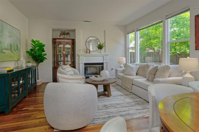 1687 Via Cortina, San Jose CA: https://media.crmls.org/mediaz/9483fc0d-f7a1-4dfe-9ae3-8f75bbbcd52c.jpg