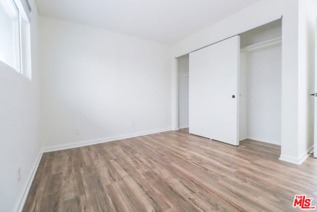 2602 Carnegie Lane, Redondo Beach CA: https://media.crmls.org/mediaz/9484491b-2166-4582-809a-78960b22f4cc.jpg