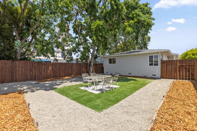 771 4th Avenue, Redwood City CA: https://media.crmls.org/mediaz/948519b0-00cd-4d4e-b0f5-8c96f19b5bff.jpg