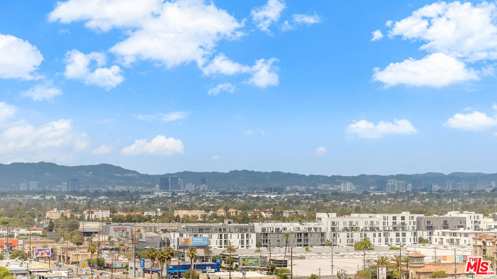 13650 Marina Pointe Drive #1206