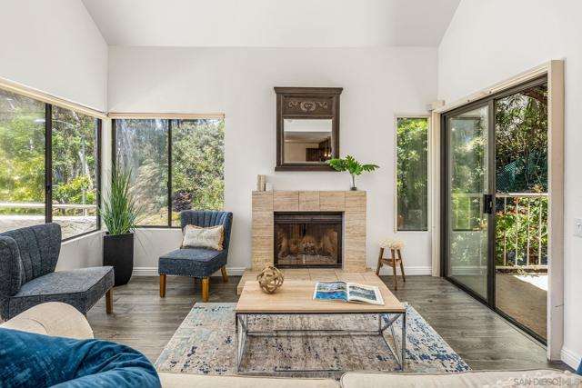 2820 Cedarwood Way, Carlsbad CA: https://media.crmls.org/mediaz/948551a6-e6e1-4c9c-a305-3072341ee2ab.jpg