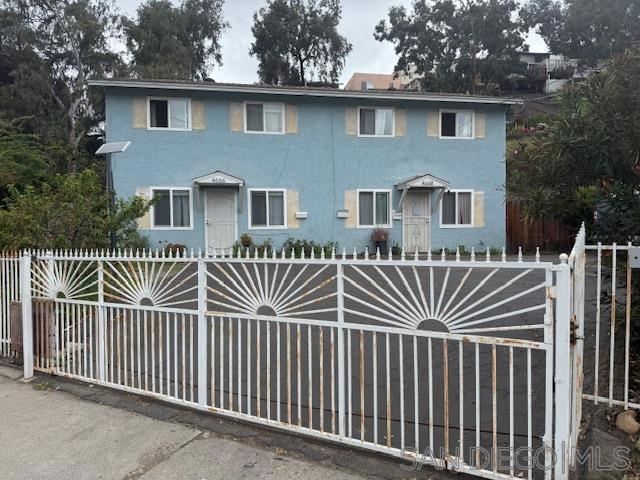 4666 HOME, San Diego CA: https://media.crmls.org/mediaz/9485ddb5-7210-411d-b52e-add2e98f3edb.jpg