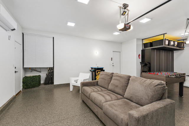 49489 Douglas Street, Indio CA: https://media.crmls.org/mediaz/948604a6-6b8c-4f73-a260-b00f48c65619.jpg