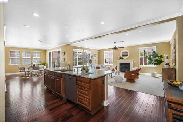 Image 21 of 56 For 7800 Kennard Ln