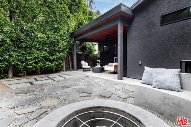 2342 S Garth Avenue, Los Angeles CA: https://media.crmls.org/mediaz/9486b219-150b-48e4-9fa6-41dc2fec9241.jpg