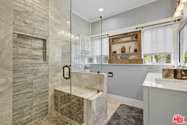 2114 W 28th Street, Los Angeles CA: https://media.crmls.org/mediaz/948859cd-a2fe-4446-9895-81ef50aaef47.jpg