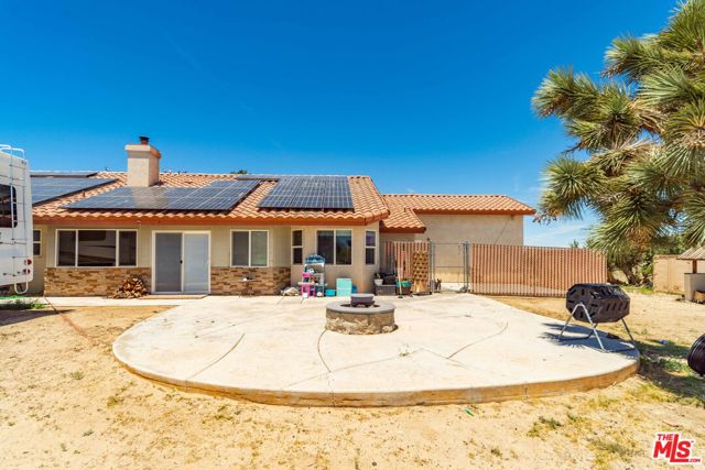 9999 Del Sol Avenue, Phelan CA: https://media.crmls.org/mediaz/9488dff4-c42c-4eb4-a3e6-603e8d2d47de.jpg