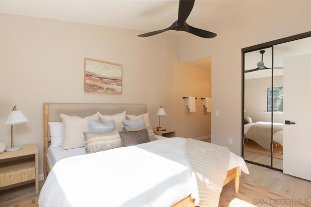 3618 Milford Place, Carlsbad CA: https://media.crmls.org/mediaz/948996c8-509d-49a6-88a9-d11606e4b117.jpg