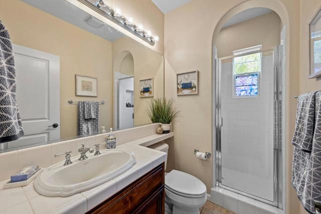 6600 Eagle Ridge Court, Gilroy CA: https://media.crmls.org/mediaz/94899954-be05-4546-a6b1-270dd9dc9ba7.jpg