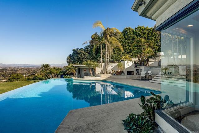Detail Gallery Image 28 of 75 For 1904 via Casa Alta, La Jolla,  CA 92037 - 7 Beds | 7/2 Baths