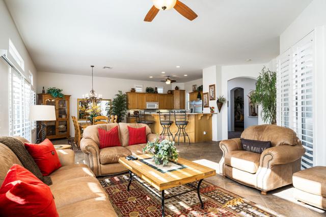 Image 8 of 51 For 82705 Odlum Drive