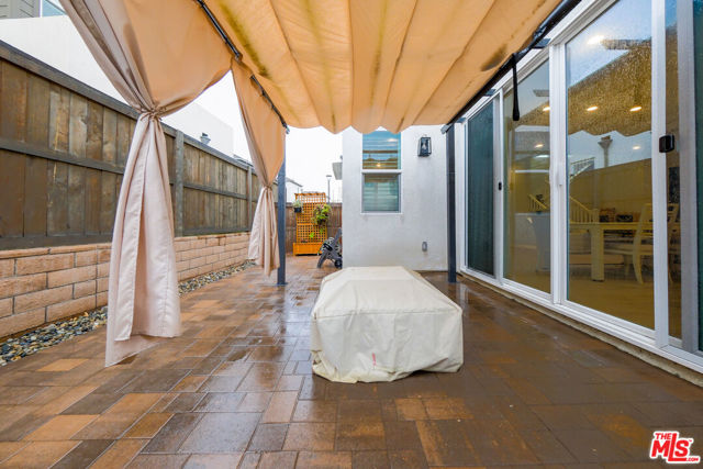 1681 Whitmore Loop, Chula Vista CA: https://media.crmls.org/mediaz/948ae5d0-0dd7-4df9-a99e-0c7d88451f86.jpg