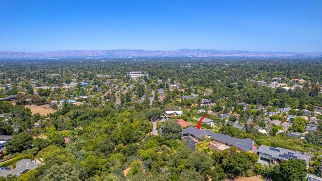 20905 Sullivan Way, Saratoga CA: https://media.crmls.org/mediaz/948bf290-d2cc-4cd6-aa31-6d86240ef197.jpg
