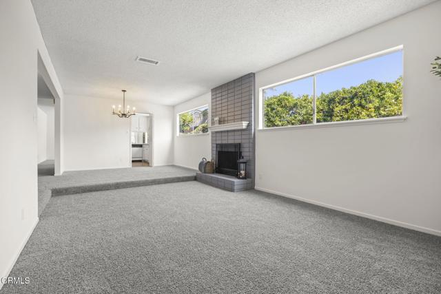 8699 Roswell Street, Ventura CA: https://media.crmls.org/mediaz/948c15d1-574d-40ba-8586-7e3ec3661146.jpg