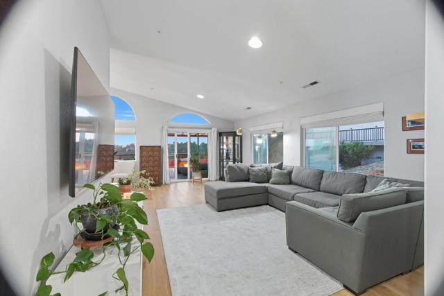 18530 Berta Ridge Place, Salinas CA: https://media.crmls.org/mediaz/948ca611-2093-40db-bcdf-dd7e93e86e4b.jpg