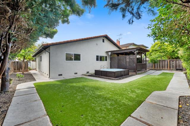 2305 Oak Flat Road, San Jose CA: https://media.crmls.org/mediaz/948cbe78-8989-4264-b97a-4789613e3443.jpg