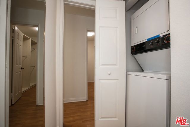 1940 N HIGHLAND Avenue, Los Angeles CA: https://media.crmls.org/mediaz/948d786a-b57d-418a-835e-ad43fdc30006.jpg