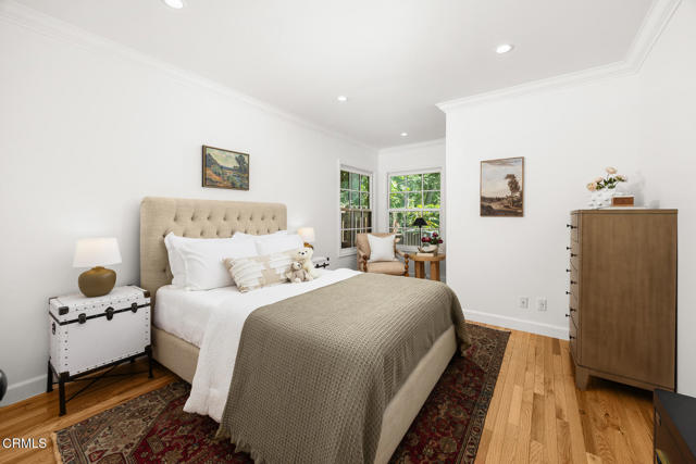 Detail Gallery Image 15 of 29 For 2044 Monterey Rd, South Pasadena,  CA 91030 - 4 Beds | 3 Baths