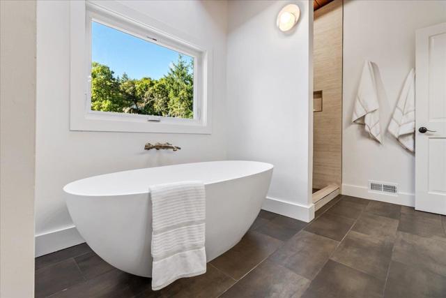 580 Rancho Prieta Road, Los Gatos CA: https://media.crmls.org/mediaz/94920e15-a675-4cdd-806f-76ff998fe320.jpg