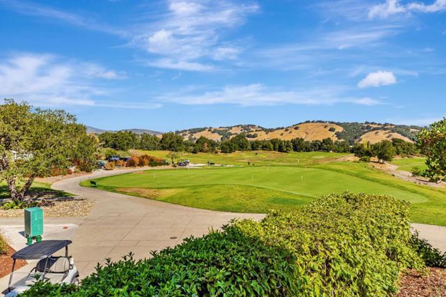 7473 Hoylake Court, Gilroy CA: https://media.crmls.org/mediaz/94921066-5e18-47c8-a0b4-07cac597c90e.jpg
