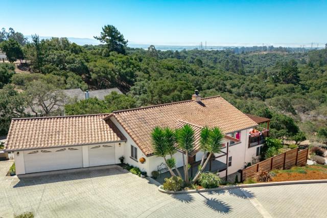 18530 Berta Ridge Place, Salinas CA: https://media.crmls.org/mediaz/949235a5-892c-45c4-a4df-8cc5fa2f0124.jpg