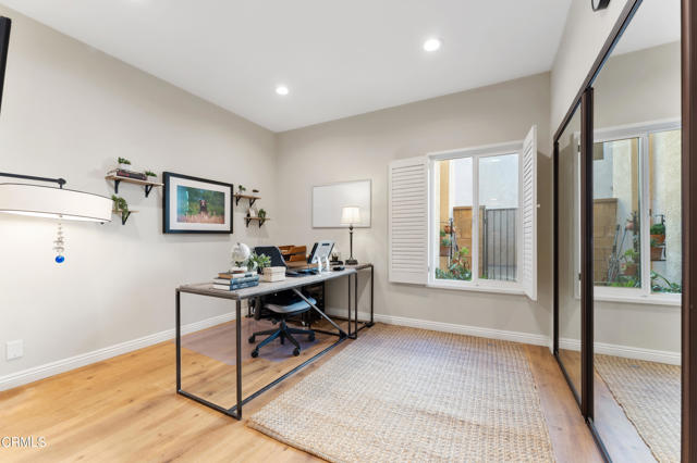 Detail Gallery Image 17 of 29 For 121 S Wilson Ave #102,  Pasadena,  CA 91106 - 2 Beds | 2 Baths