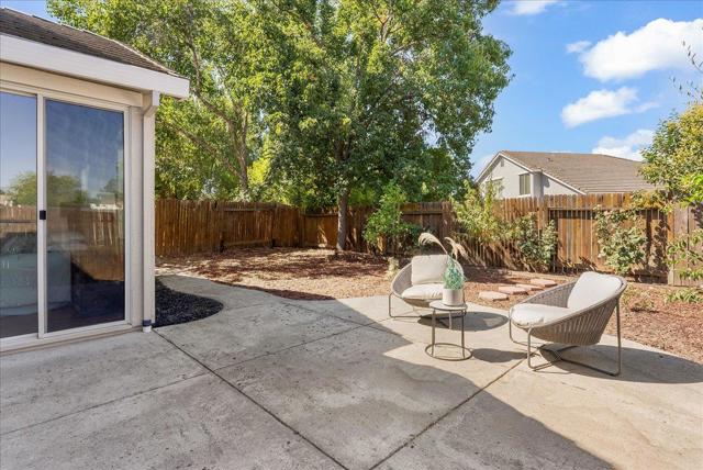45 Diggins Drive, Folsom CA: https://media.crmls.org/mediaz/9493e742-b2d5-42d7-8ff0-9a209816cdd1.jpg