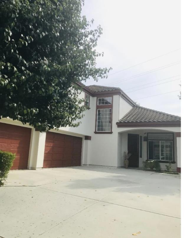 982 White Cloud Drive, Morgan Hill CA: https://media.crmls.org/mediaz/94949efe-1ff8-4e7d-b1dc-bd80db6bb82d.jpg