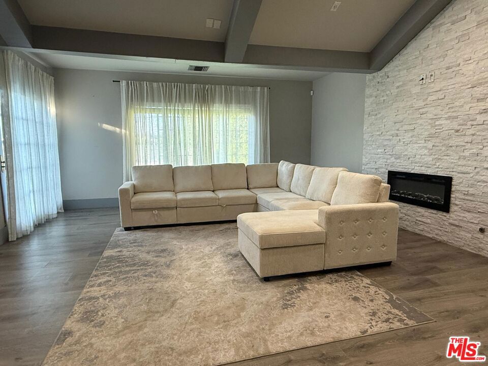 MLS #26956855 image #28