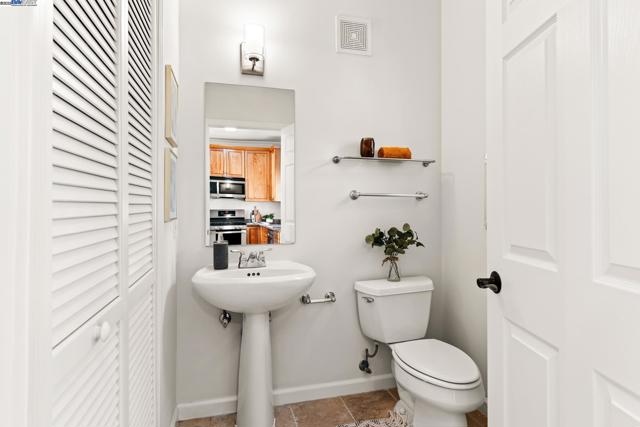 913 Adams, Albany CA: https://media.crmls.org/mediaz/94954efa-f98e-4a01-8f1c-11dd9d5bfa76.jpg