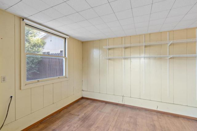 206 Frances Lane, Redwood City CA: https://media.crmls.org/mediaz/9496badb-98a3-42e6-ba53-fb6ea181f586.jpg