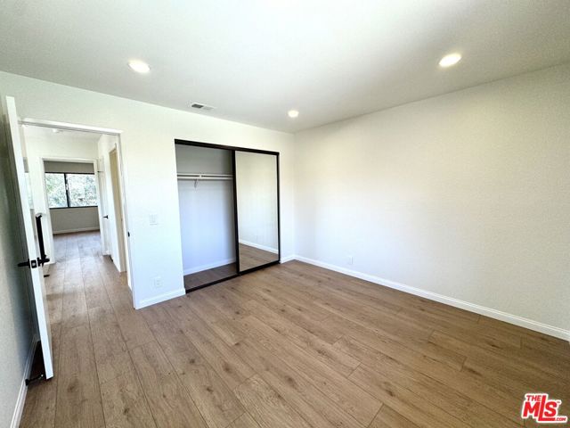 7756 Sailboat Circle, Huntington Beach CA: https://media.crmls.org/mediaz/94977918-f9ea-4b16-9765-591b8f679817.jpg