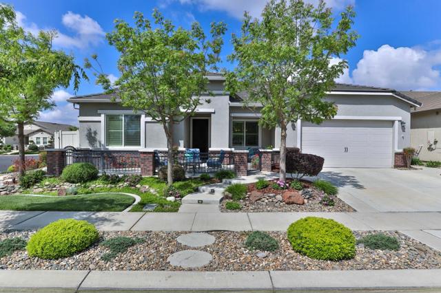 2671 Glen Echo Lane, Manteca CA: https://media.crmls.org/mediaz/94983268-1d96-43c7-8ff7-e63bde615b82.jpg