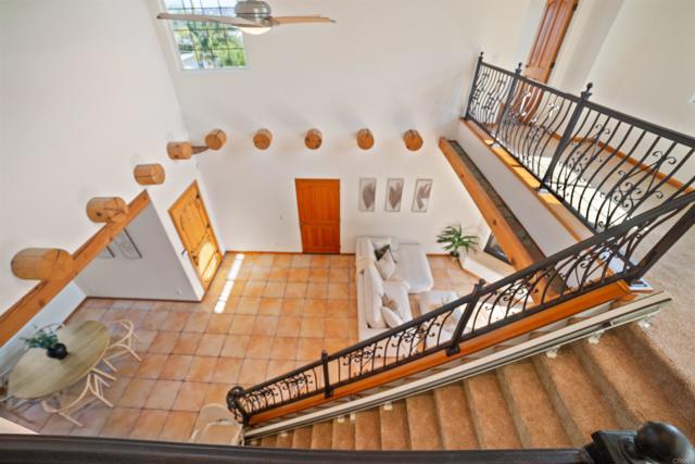 2320 Ivy Road, Oceanside CA: https://media.crmls.org/mediaz/94992b56-c2d8-4c4b-83c1-28355f2482d7.jpg
