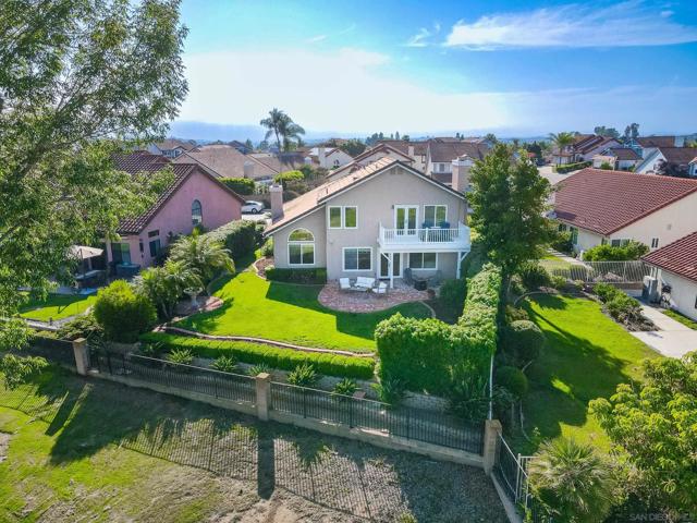 1910 Vineyard Avenue, Vista CA: https://media.crmls.org/mediaz/94996292-0a1e-47c3-90b6-c04cc73ff63d.jpg