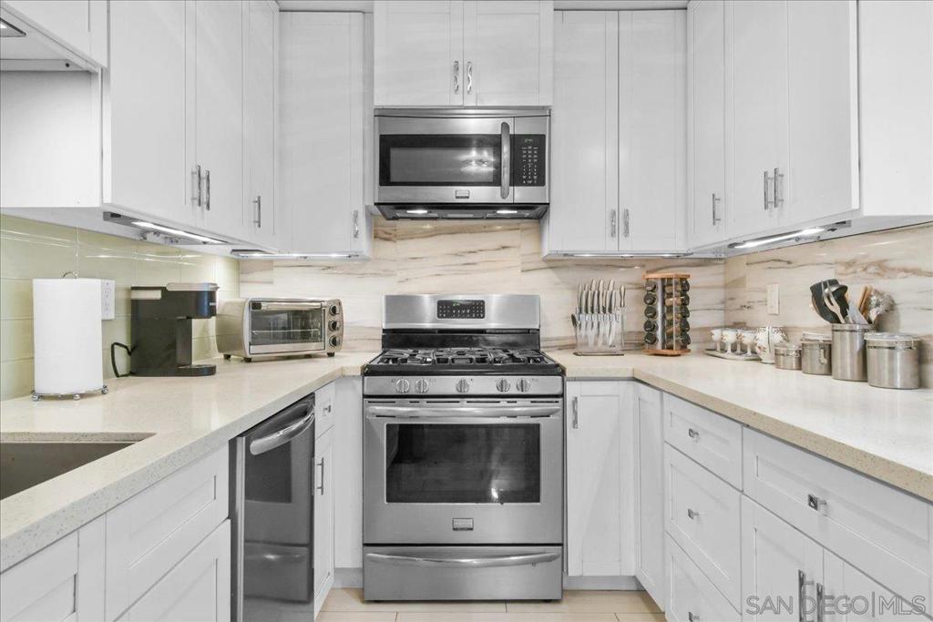 13754 Mango Dr - photo 3