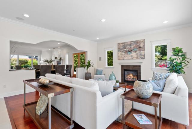 422 Mccormick Avenue, Capitola CA: https://media.crmls.org/mediaz/9499d803-0d31-4027-97f0-cfbf5ce4be2e.jpg