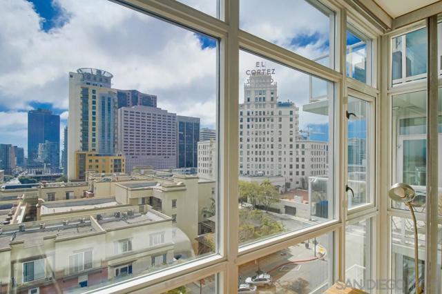 850 Beech St, San Diego, California 92101, 2 Bedrooms Bedrooms, ,2 BathroomsBathrooms,Condominium,For Sale,Beech St,250020676SD