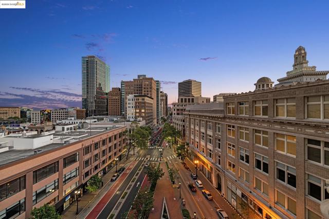 1615 Broadway, Oakland CA: https://media.crmls.org/mediaz/949b586a-0bf4-4719-93da-44aa466cc1c2.jpg