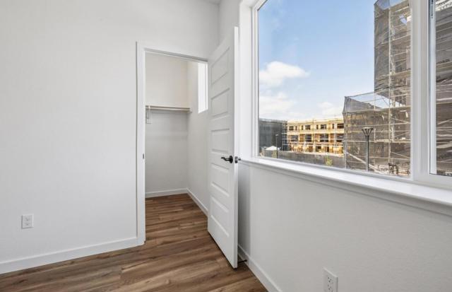 1377 California Circle, Milpitas CA: https://media.crmls.org/mediaz/949c5fce-9752-4deb-aad6-86e3041bb4af.jpg