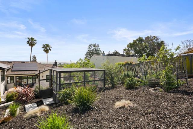 322 Elm Street, San Carlos CA: https://media.crmls.org/mediaz/949d93d0-5dfa-4e98-90da-ff8e637073ec.jpg