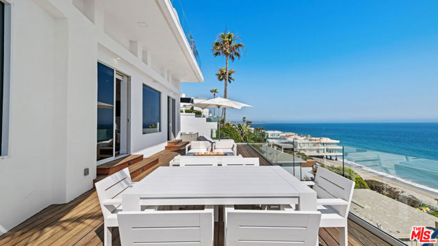 31654 Broad Beach Road, Malibu, California 90265, 4 Bedrooms Bedrooms, ,3 BathroomsBathrooms,Single Family Residence,For Sale,Broad Beach,24423277