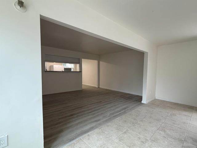 2437 Modesto St, San Diego CA: https://media.crmls.org/mediaz/949e33b3-5510-4b1b-85ce-790d688c1680.jpg