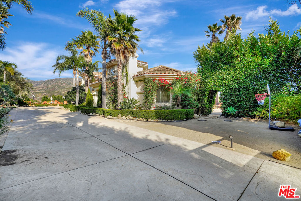 MLS #25630607 image #3