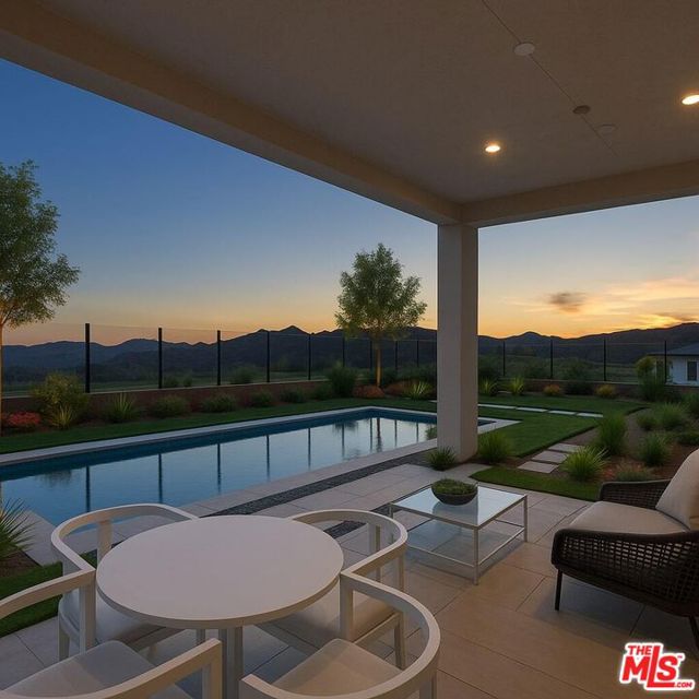 20668 W Hummingbird Court, Porter Ranch CA: https://media.crmls.org/mediaz/949f60ae-2594-4f5b-a74f-0e7b4c3bf211.jpg